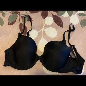 Victoria’s Secret Bra 34C